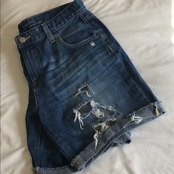 Distressed boyfriend shorts - Picture 3 of 5